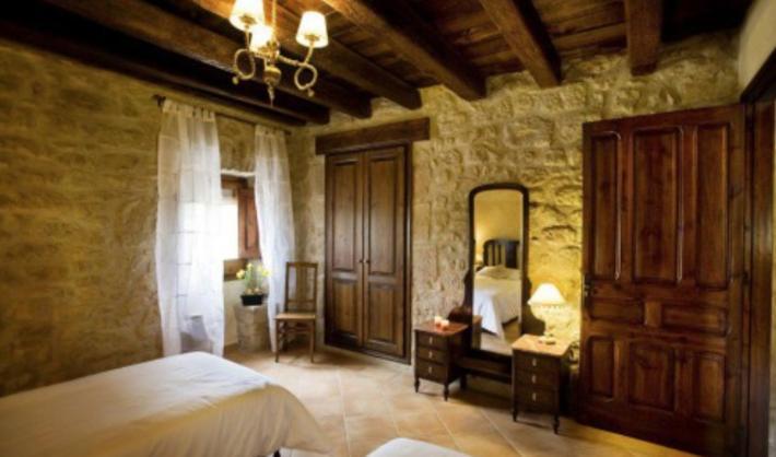 Pinell de Solsones Casa Rural L'Avellana מראה חיצוני תמונה